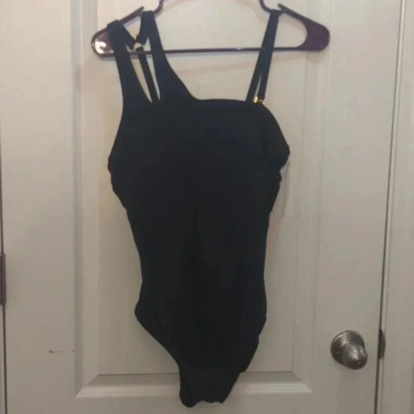 Sea & Her Women's Asymmetrical One Shoulder One Piece - Picture 3 of 13